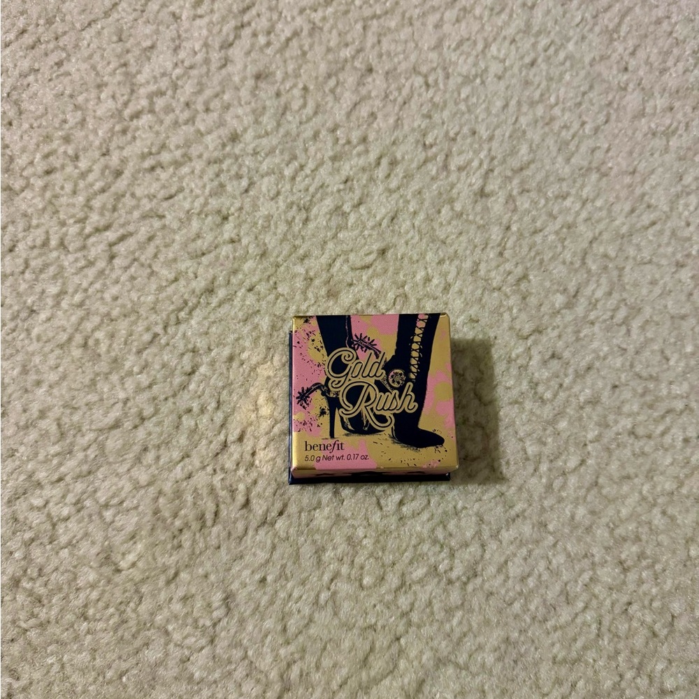Benefit Gold Rush Blush Compact